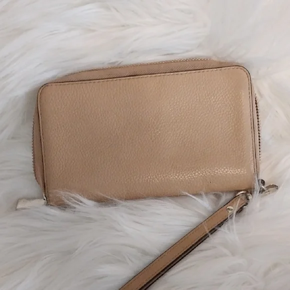 Michael Kors Beige Leather Wristlet - Picture 4 of 12